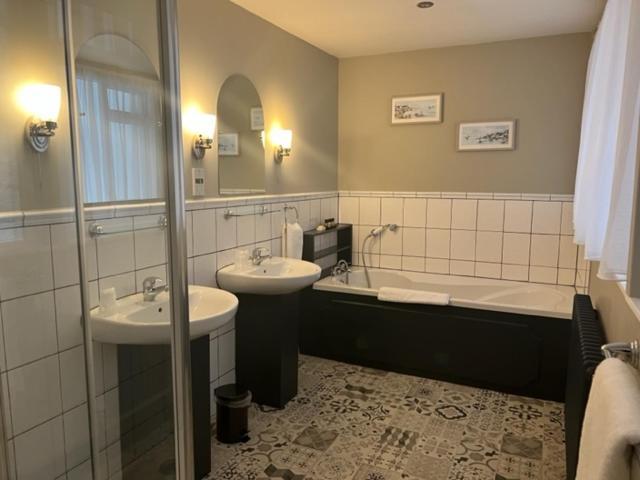 Albert Cottage Hotel East Cowes Esterno foto
